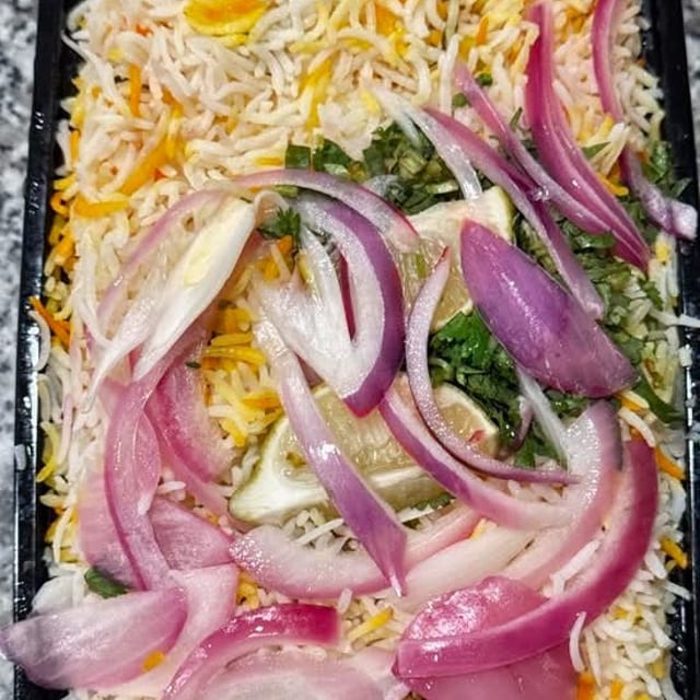 Ulavacharu Boneless Chicken Biryani (Horsegram).