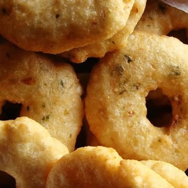 Medhu Vada.