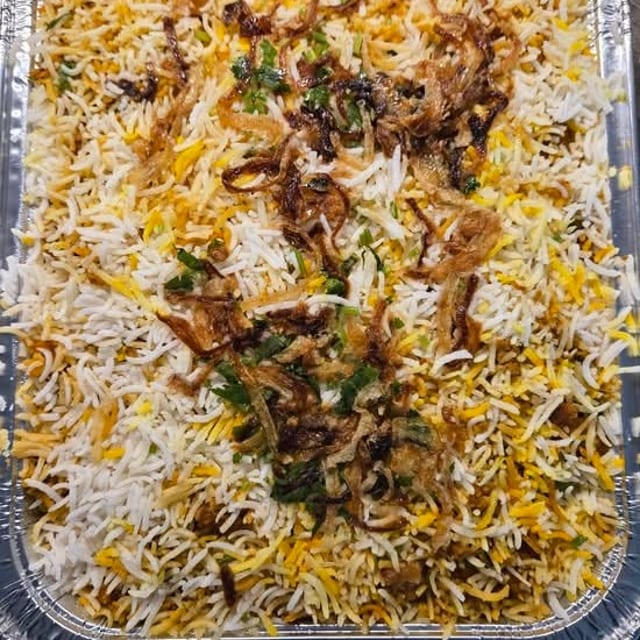 Family Pack Boneless Chicken Biryani.